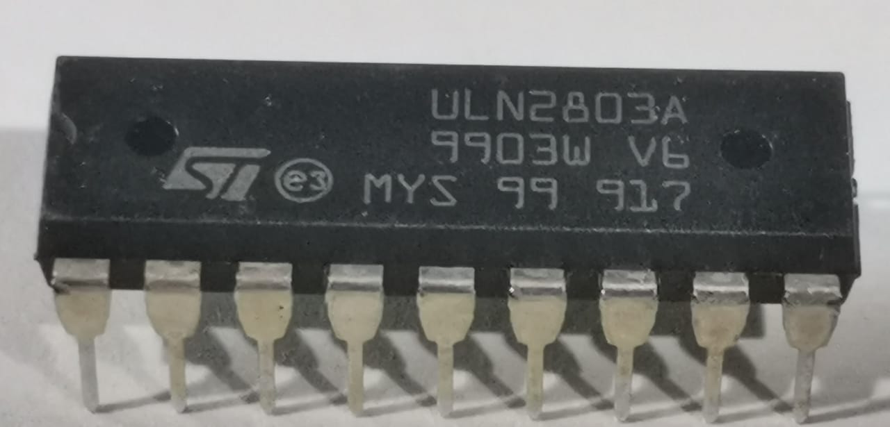 ULN2803A IC