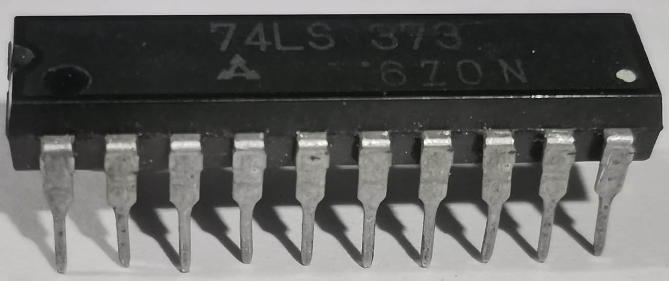 74LS373