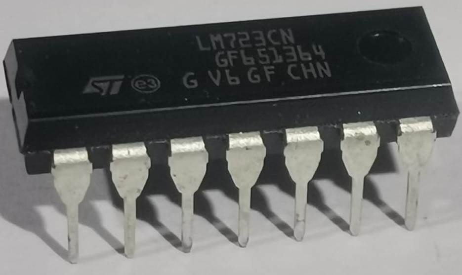 LM723CN